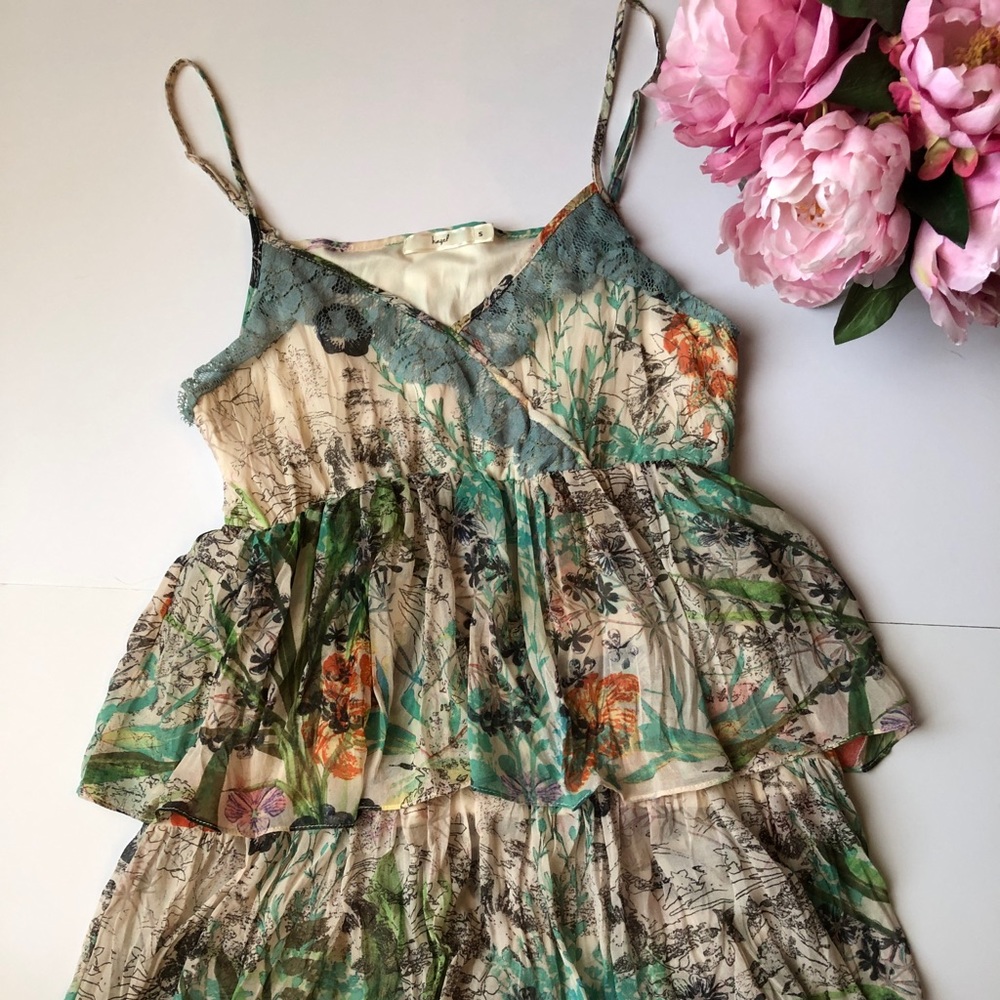 Beautiful floral tank. New without tags